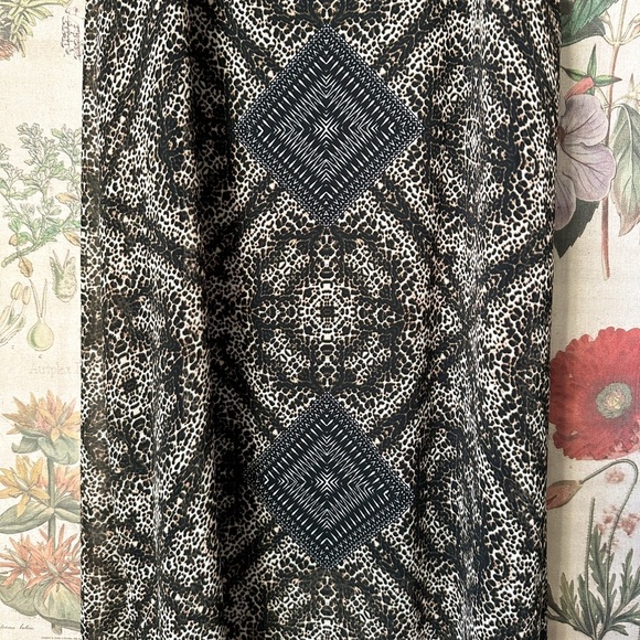 ASTR Sleeveless Leopard Boho Sheath Geometric Maxi Dress Brown Black Large - Picture 7 of 12